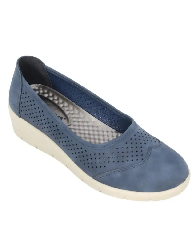 Ladies Cushion Walk Casual Closed Wedge