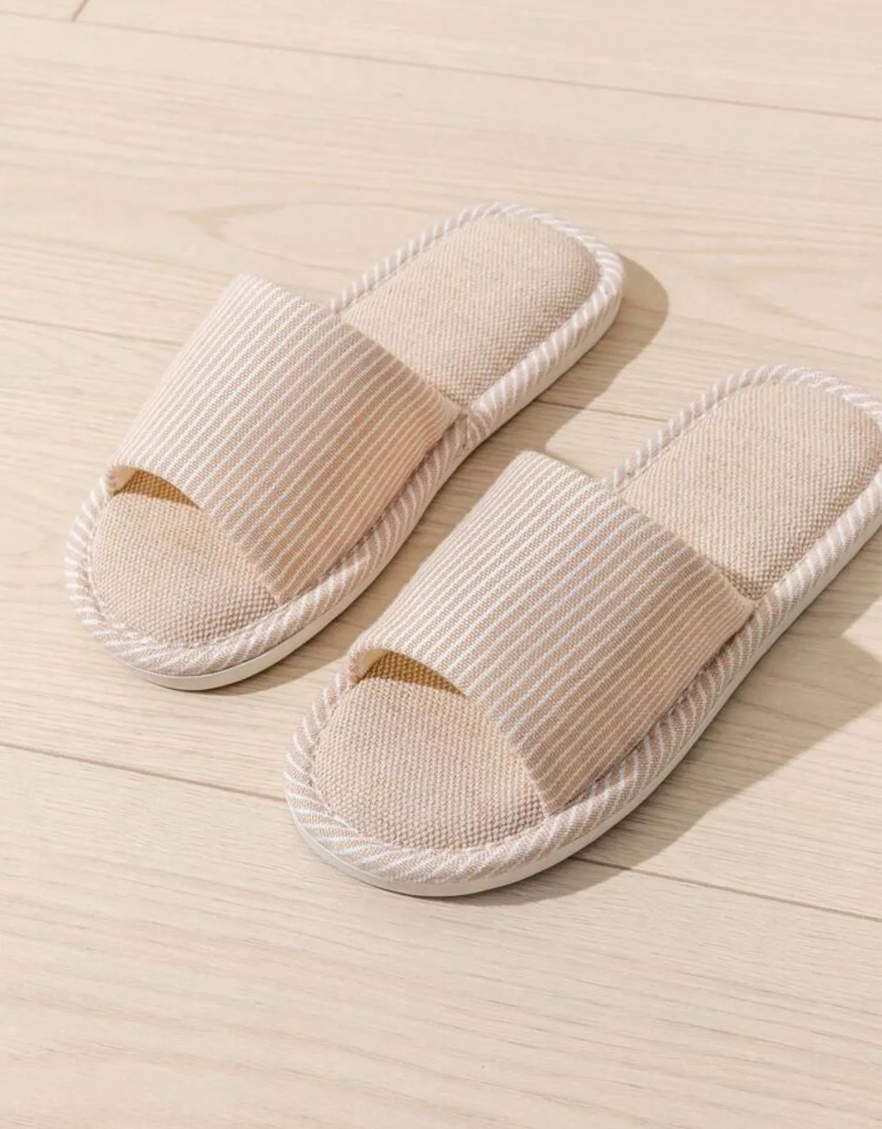 Non-slip indoor sleepers with Soft Bottom