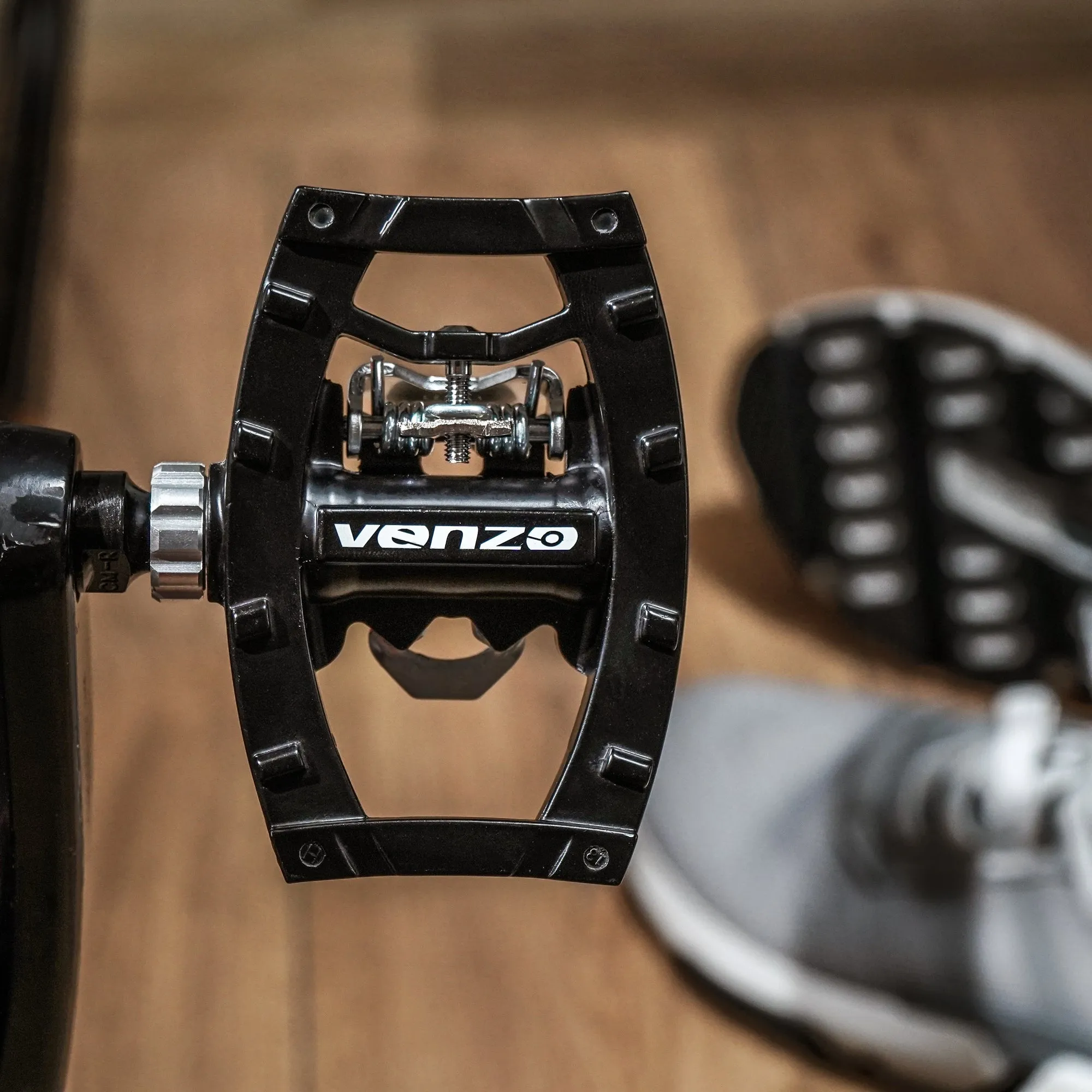 Venzo Dual Function Platform Multi-Use Compatible with Shimano SPD Mountain Bike Bicycle Sealed Clipless Pedals - Dual Platform Multi-Purpose - Great for Touring, Road, Trekking Bikes